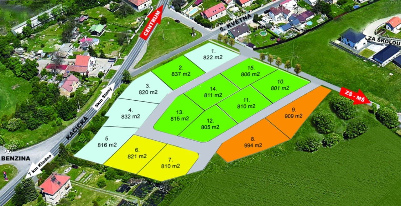 Barevná mapa lokality s rozdělením 15 parcel a jejich výměrami